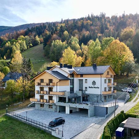 Bella Monte Bed & Breakfast Щирк Екстериор снимка