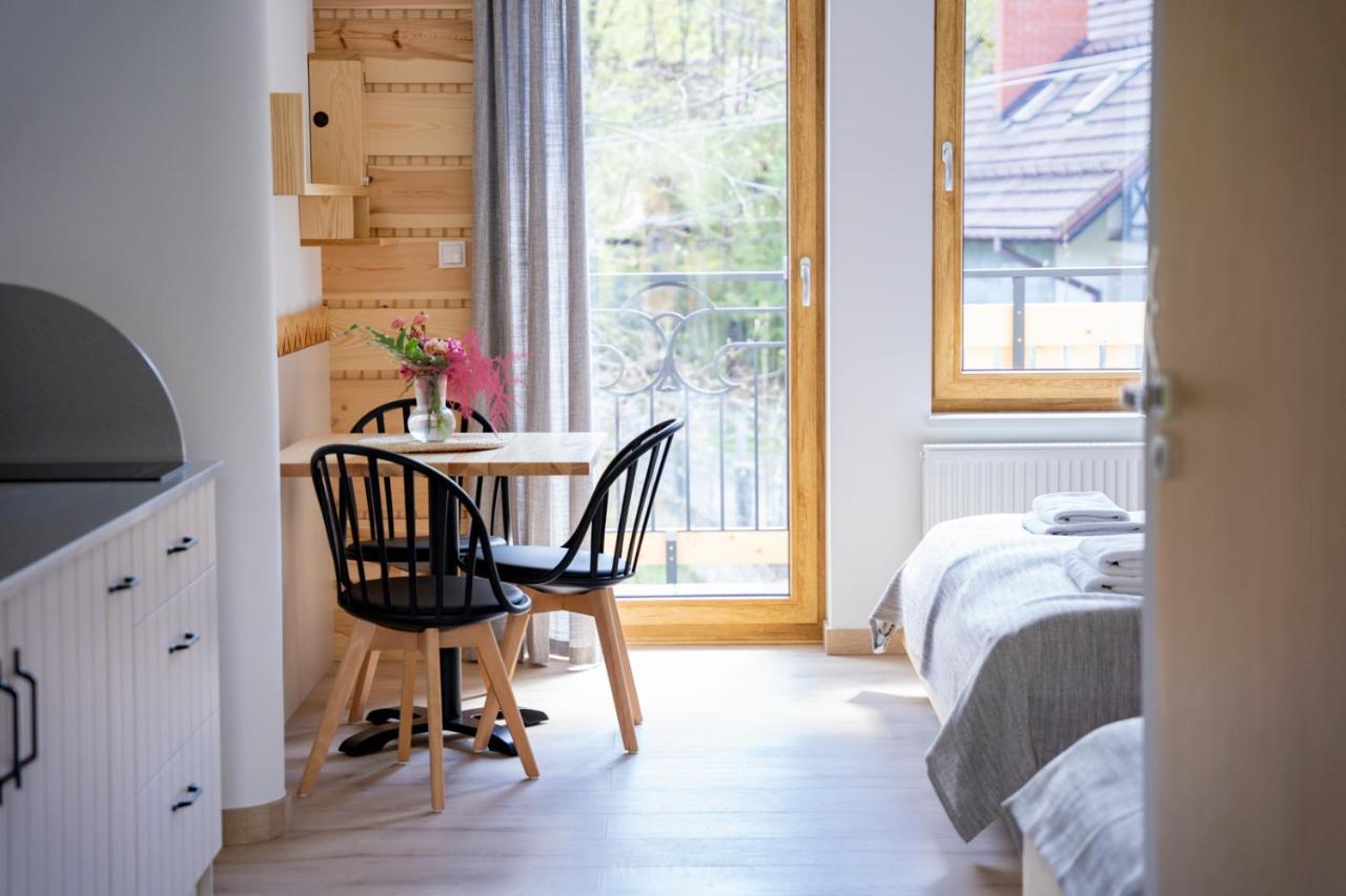 Bella Monte Bed & Breakfast Щирк Екстериор снимка